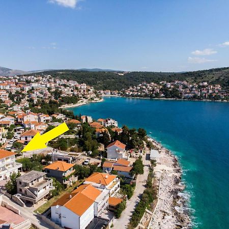 Apartments Vinka Trogir Eksteriør bilde