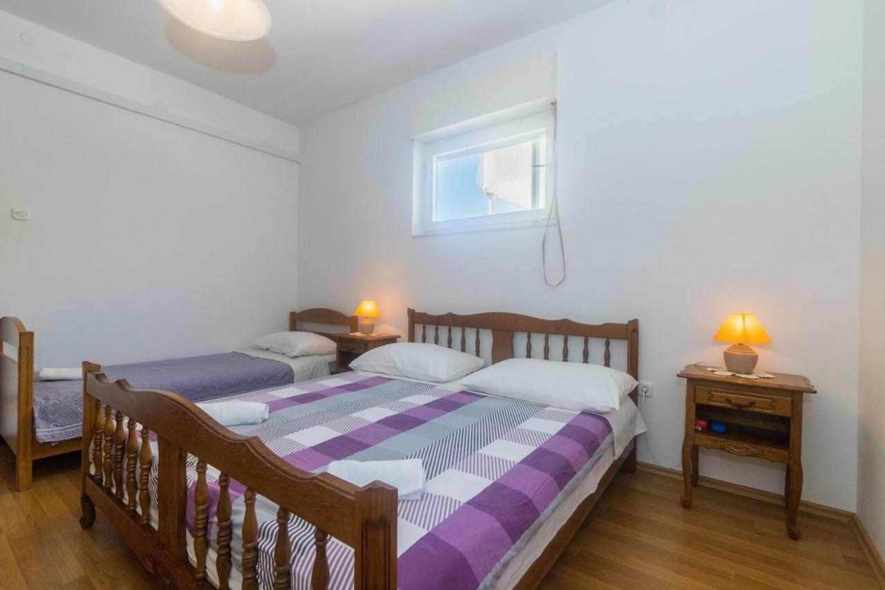 Apartments Vinka Trogir Eksteriør bilde