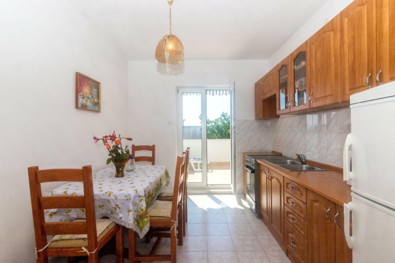 Apartments Vinka Trogir Eksteriør bilde
